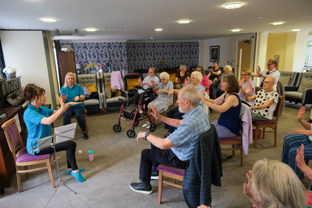 Seated chair exercise classes in Newbury, Berkshire by MOVEability